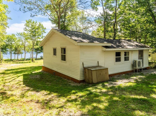 73 Beechwood Drive, Forest Glen, Nova Scotia B5A 5R1