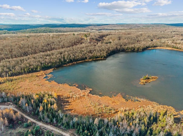 Ch. du Lac-Michel, Cayamant, Quebec J0X1Y0