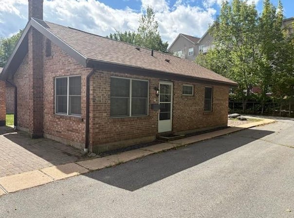 19 Hirtle Drive Unit 5, Bridgewater, Nova Scotia B4V 3T7