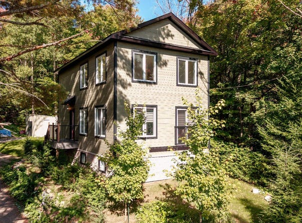 11 Rue Racine, Gore, Quebec J0V 1K0