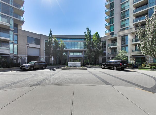 235 Sherway Gardens Rd, Toronto, Ontario