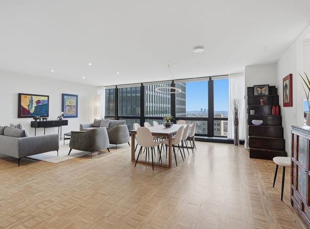 2 Rue Westmount-Square 801, Westmount, Quebec H3Z 2S5