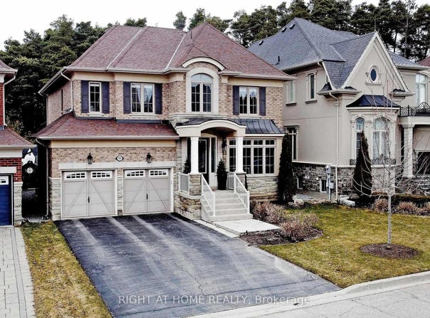 95 Vines Place, Aurora, Ontario L4G0R7