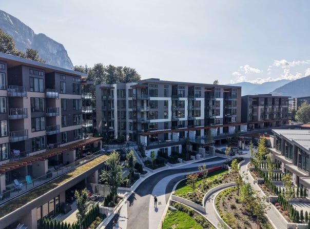 1500 Scott Crescent 221, Squamish, British Columbia V8B 1G7