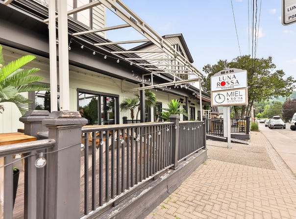 90 Av. de la Gare, Saint-Sauveur, Quebec J0R 1R6