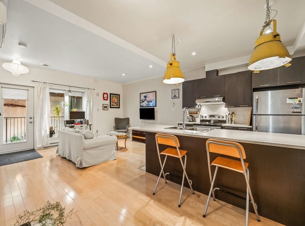 1827 Rue Ontario E., Ville-Marie, Quebec H2K1T6