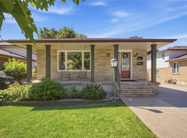 26 Alexander Avenue, Waterloo, ON, Cambridge, Ontario N1R-5K6
