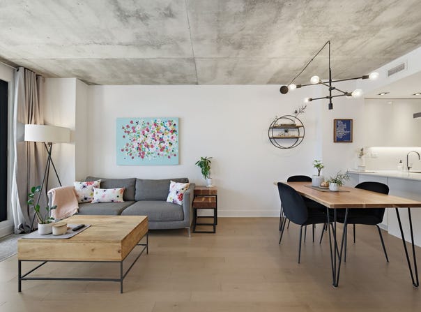 705 Rue William, Montréal, Quebec H3C0R5