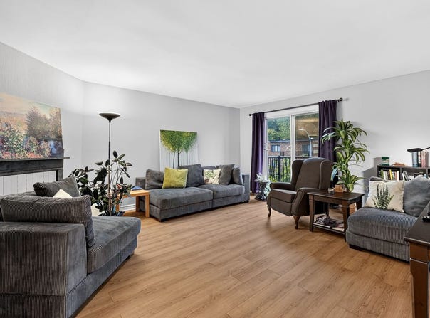 1524 Rue Baxter, LaSalle, Quebec H8N2T5