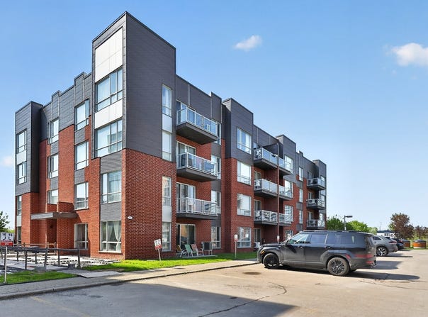 1210 Boul. Lucille-Teasdale, Lachenaie, Quebec J6V0E2