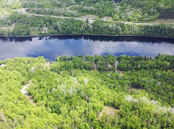 10 Ch. de la Côte, Trois-Rives, Quebec G0X2C0