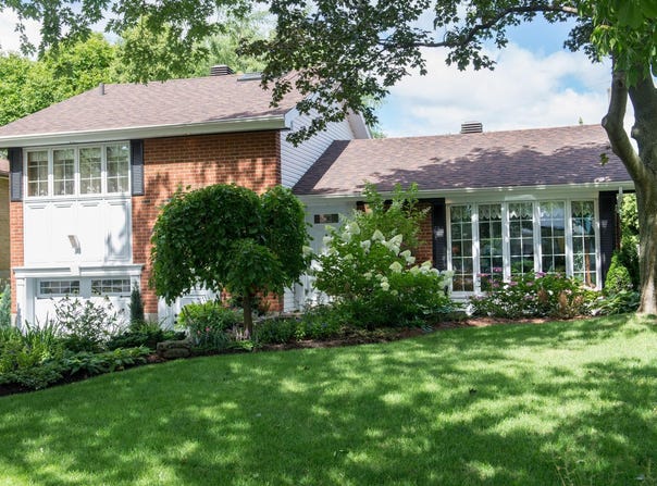 57 Av. Hermès, Candiac, Quebec J5R3R8