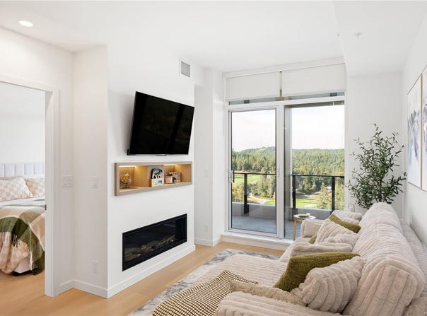 2000 Hannington Rd, Langford, British Columbia V9B6R6