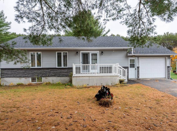 124 Ch. Guénette, Val-des-Bois, Quebec J0X3C0