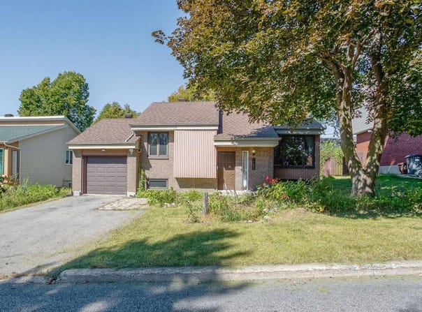 17263 Rue Thomas-Baillairgé, Montréal, QC H9J 3P3, Canada, Montreal, Quebec H9J