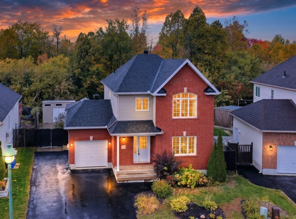998 Rue de la Nébuleuse, Gatineau (Aylmer), Quebec J9J 3W5