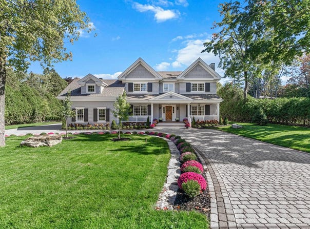 49 Rue Lakeview, Baie-d'Urfé, Quebec H9X 3B3