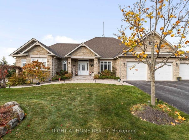 10 Brolley Crescent, Essa, Ontario L0L2N2