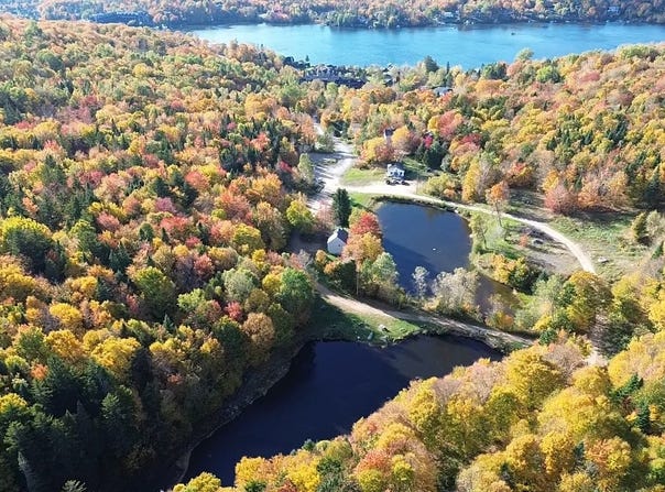 33 Ch. de la Coulée, Lac-Beauport, Quebec G3B1G6