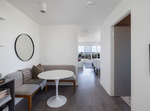 270 Dufferin St, Toronto, Ontario M6K