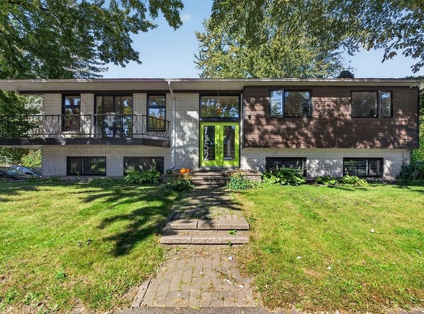1152 Rue Renaud, Mascouche, Quebec J7K2N6