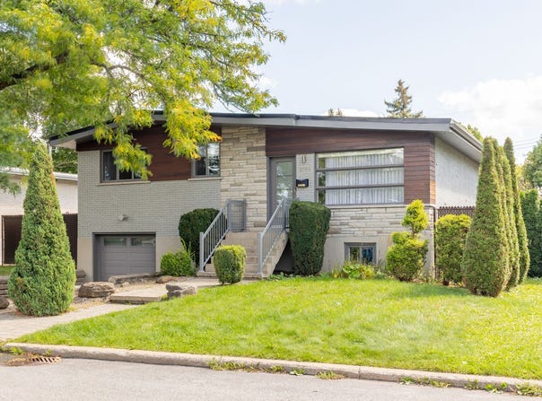 2790 Rue Bayonne, Duvernay, Quebec H7E1T7