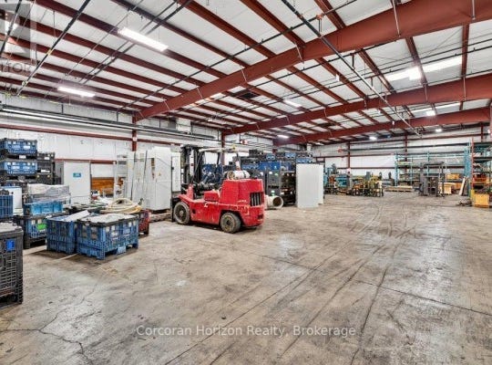 47 Head Street 4, Hamilton, ON, Hamilton (dundas), Ontario L9H-3H6