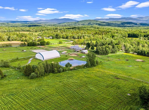 328Z Ch. du Centre, Lac-Brome, Quebec J0E1K0