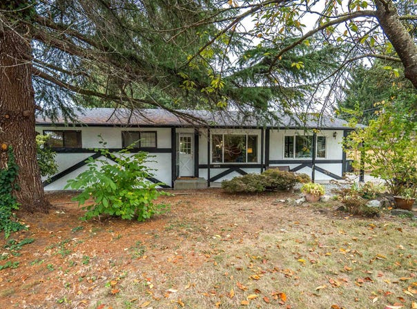 26978 28b Avenue, Langley, British Columbia V4W 3A5