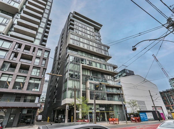 95 Bathurst St, Toronto, Ontario