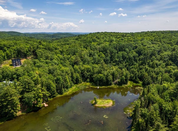 35 Ch. Frontenac, Val-des-Monts, Quebec J8N4A5