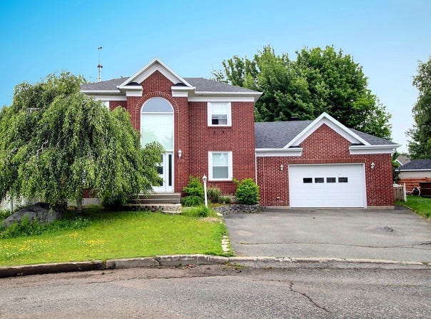 249 Av. Labrecque, Montmagny, Quebec G5V4N8