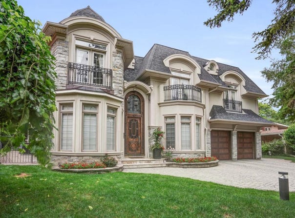 35 Greengate Road, Toronto, Ontario M3B 1E7