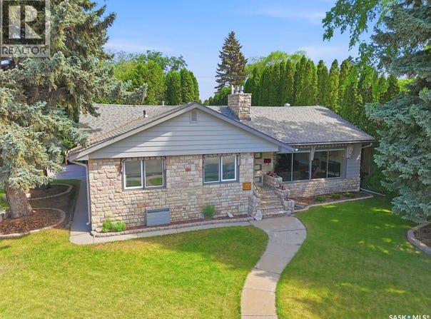 201 Garrison CRESCENT, Saskatoon, Saskatchewan S7H2Z7