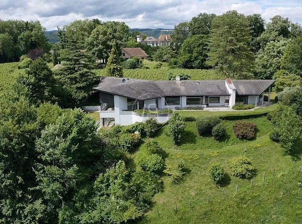 Dully, Vaud 1195