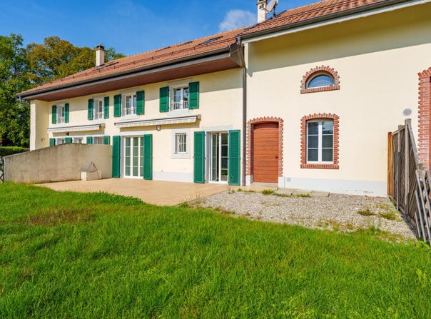 Gilly, Vaud 1182