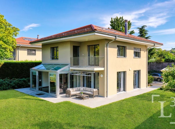 Quartier résidentiel, L3, Rolle, Vaud 1180