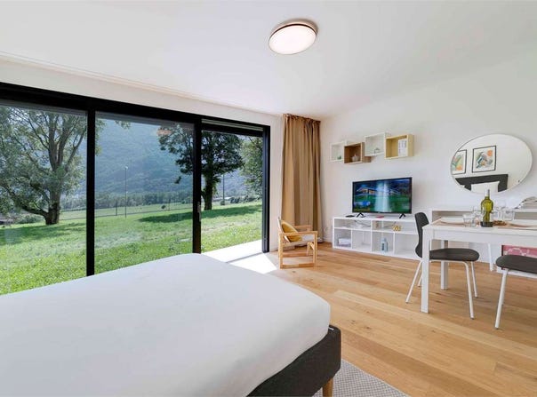 Bellinzona, Ticino 6500