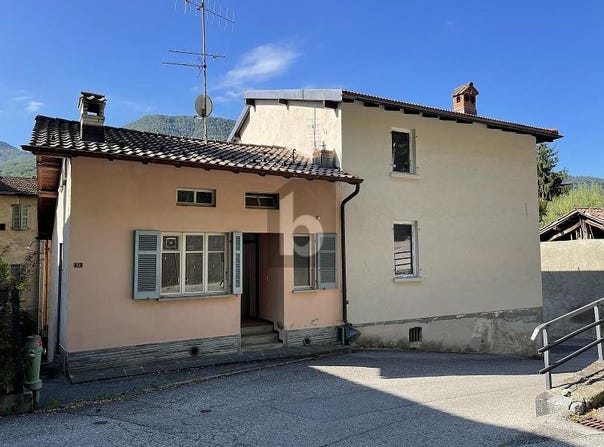 Monteggio, Ticino 6998
