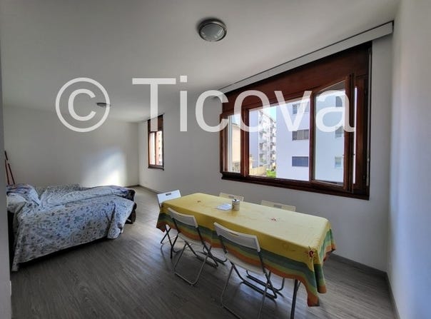 Lugano, Ticino 6900
