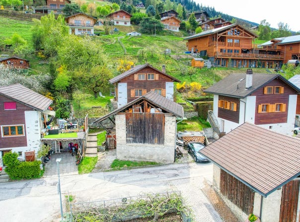 Rue d'Erdesson 14, Grône, Valais 3979
