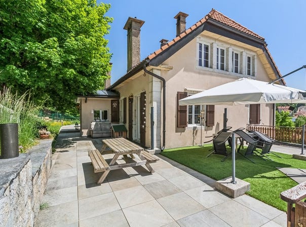 Neuchâtel, Le Locle, Neuchâtel (canton) 2400