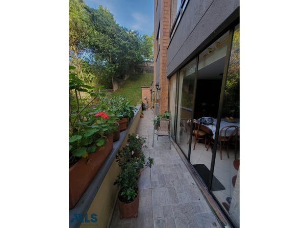 unit: Apto 0106, Medellín Poblado, Medellín Poblado