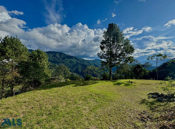 lot: E 6, Envigado, Envigado