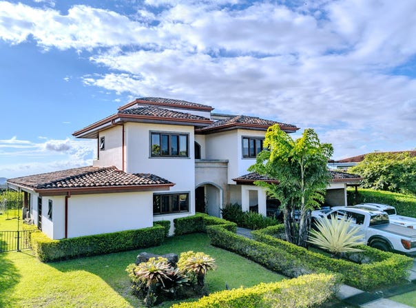 Los Reyes, Guácima, Alajuela Province