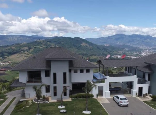 , Parte Occidental de Ciudad Cartago, Central, Cartago,, Cartago
