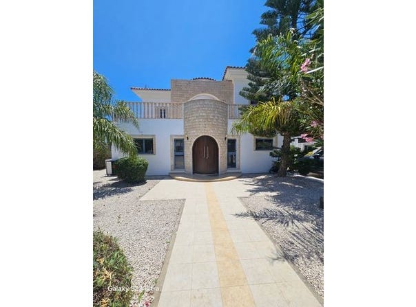 Lárnax, Larnaca