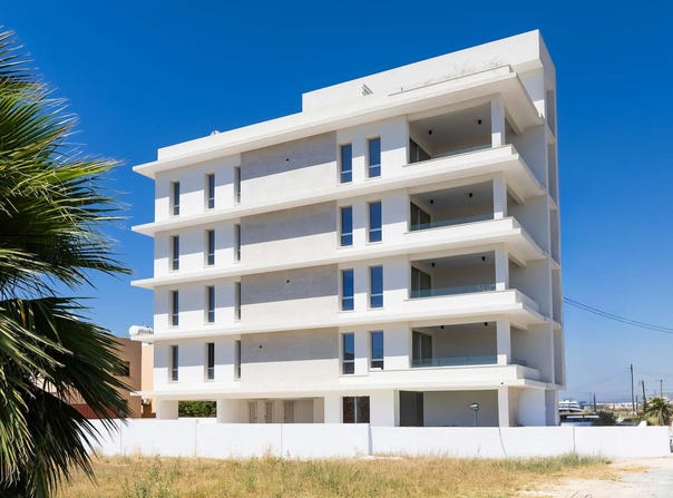 Livadia, Larnaca 7060