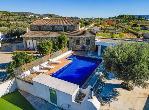 Benissa, Valencian Community 03720