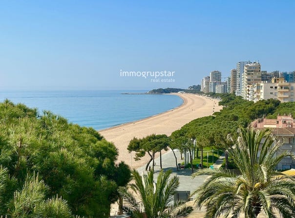 Platja d'Aro, Catalonia 17250